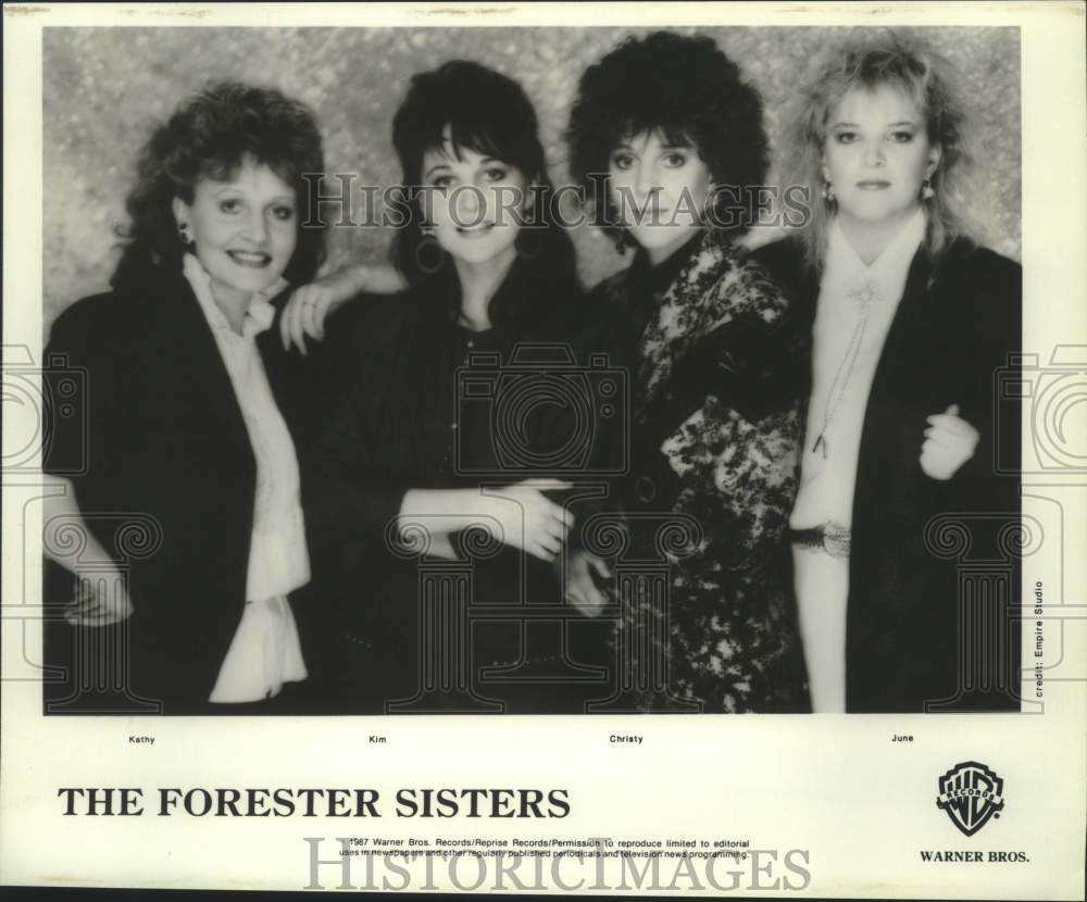 1987 Press Photo Kathy, Kim, Christy, June of The Forester Sisters, Entertainers- Historic Images