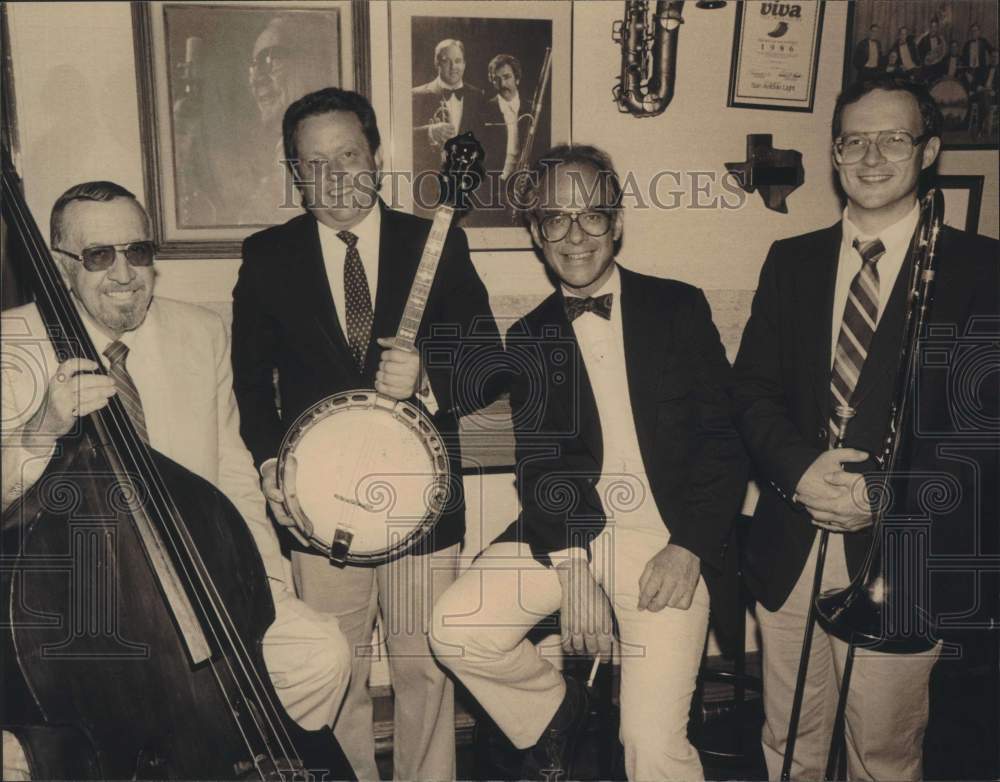 1989 Press Photo Four Members of The Jim Cullum Jazz Band including Jack Wyatt- Historic Images