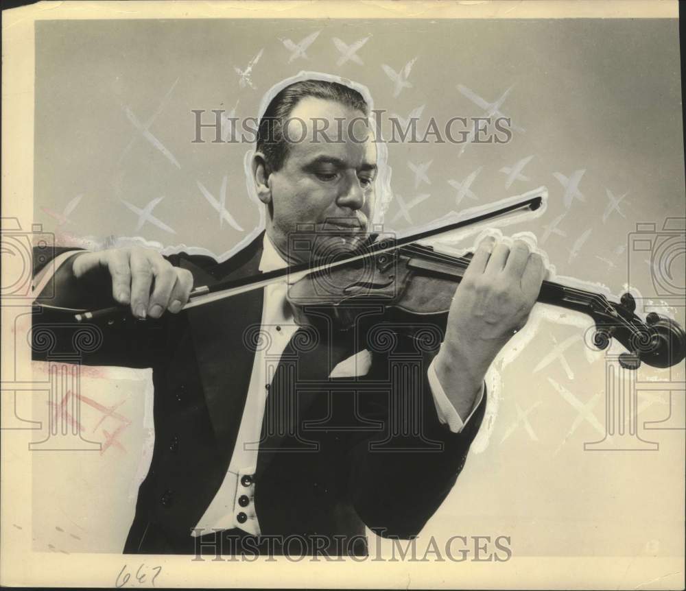 1976 Press Photo Violinist Zino Francescatti performs in portrait - sap08517- Historic Images