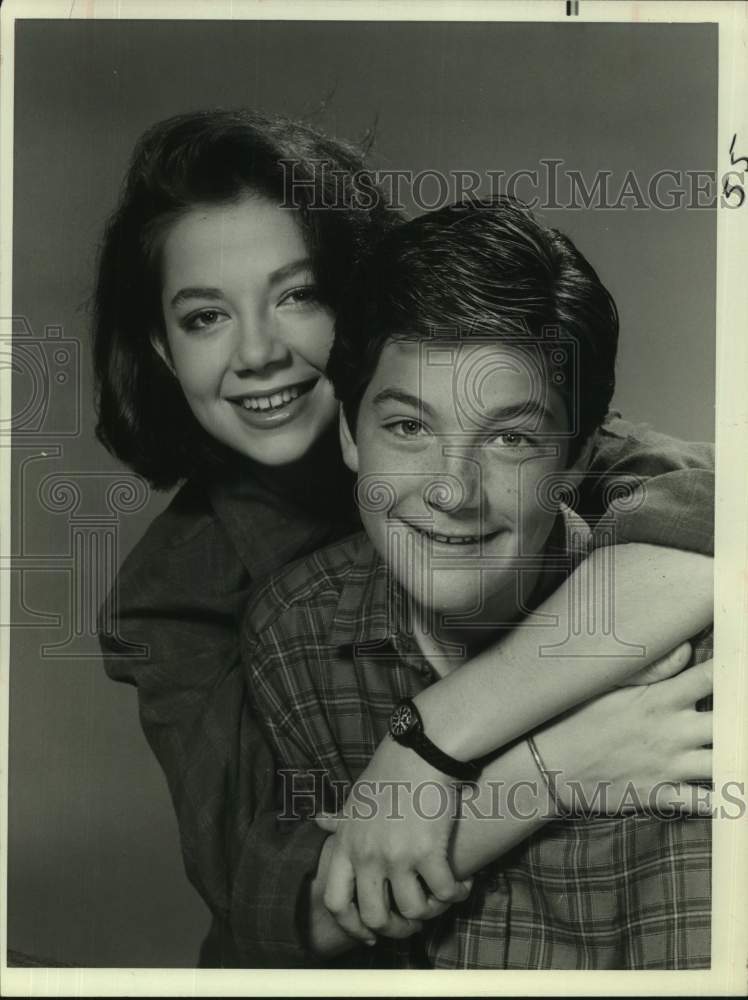 1984 Press Photo Justine and Jason Bateman, Brother and Sister Actors in closeup- Historic Images