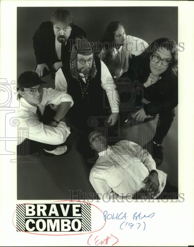 1997 Press Photo Entertainers Brave Combo, Polka Band, Six Members on floor- Historic Images