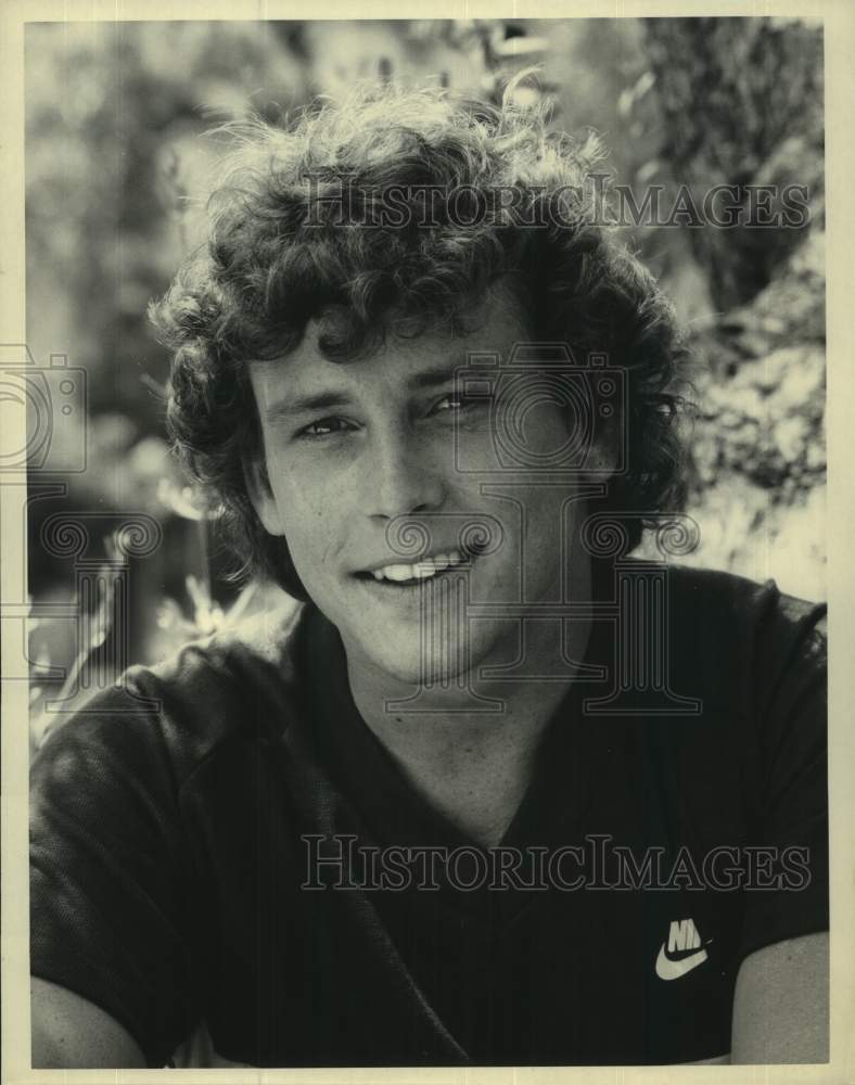 1984 Press Photo Actor Willie Aames in "Charles in Charge" on CBS Television- Historic Images