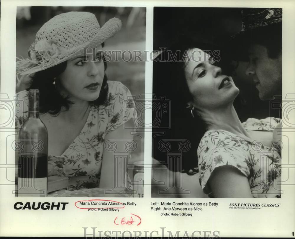 1997 Press Photo Actresses Marie Conchita Alonso, Arie Verbeen in "Caught" movie- Historic Images