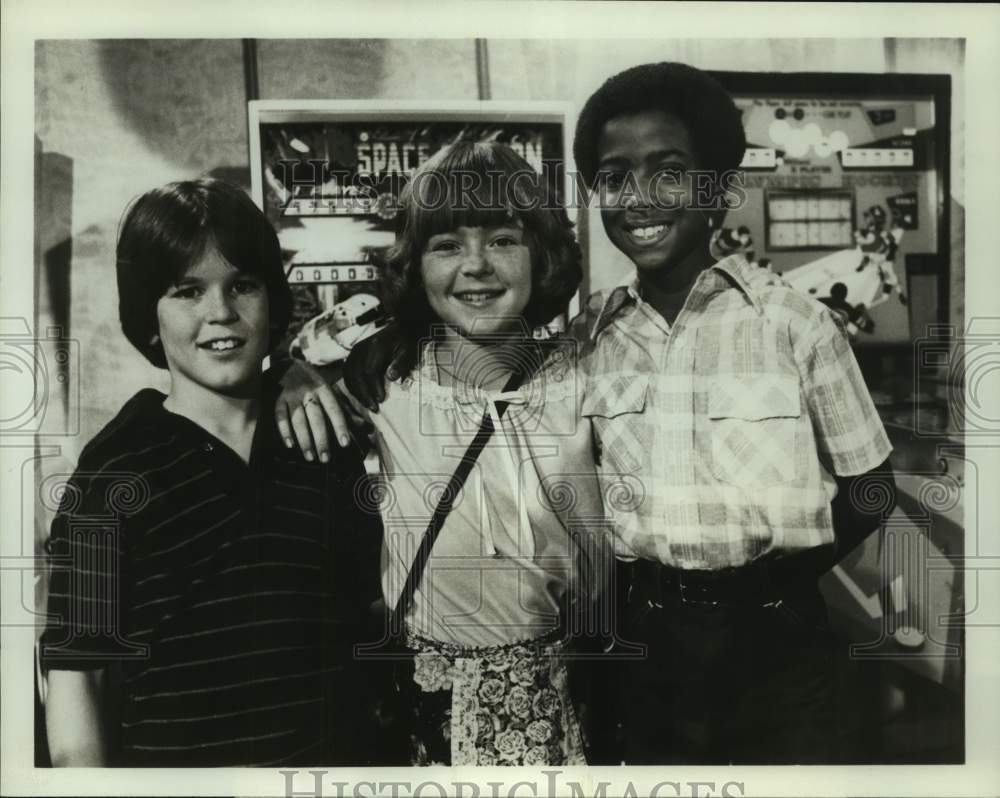 1979 Press Photo Charles Aiken, Jill Sheland and Jarrod Johnson in &quot;Friends&quot;- Historic Images