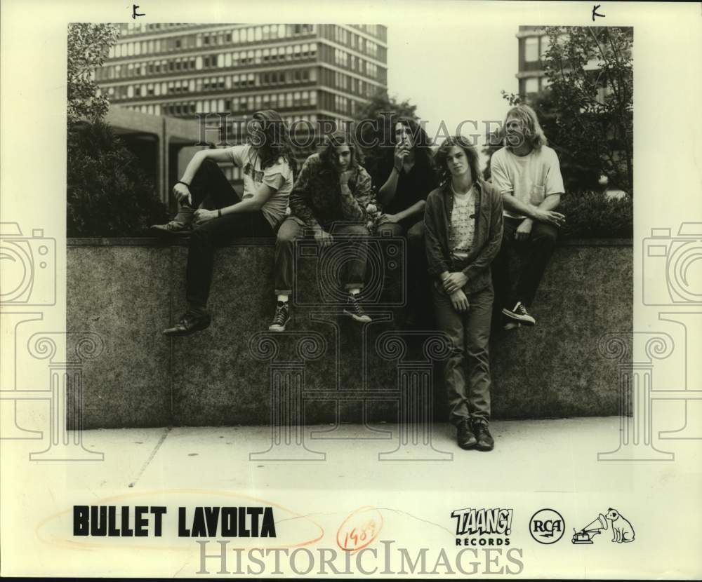 1989 Press Photo Five Members of the band Bullet Lavolta outside in portrait- Historic Images