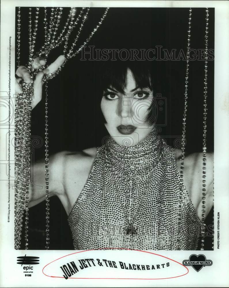 1991 Press Photo Singer Joan Jett and Joan Jett &amp; The Blackhearts in closeup- Historic Images