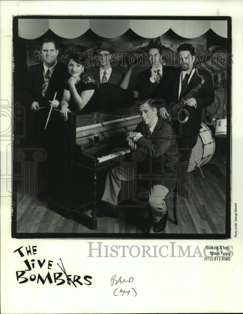 1999 Press Photo Six Members of the band The Jive Bombers with instruments- Historic Images