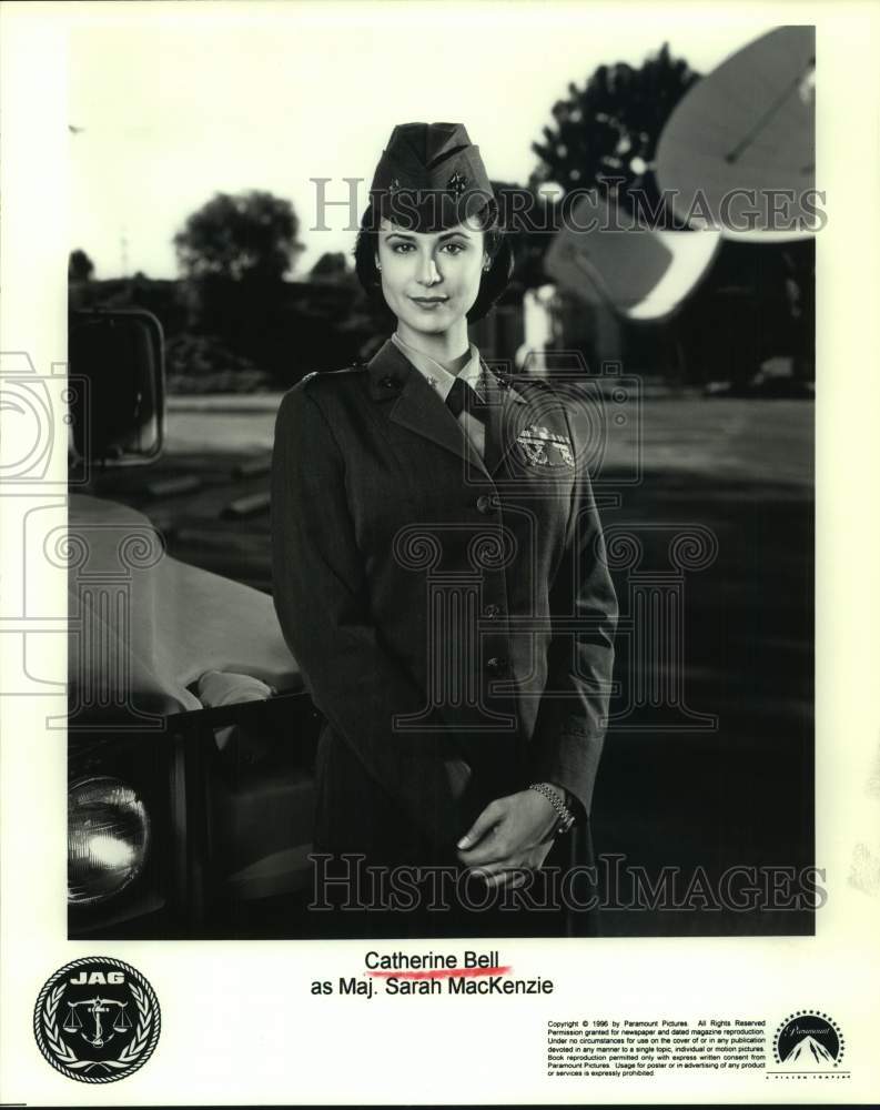 1996 Press Photo Actress Catherine Bell as Major Sarah MacKenzie in &quot;JAG&quot; movie- Historic Images