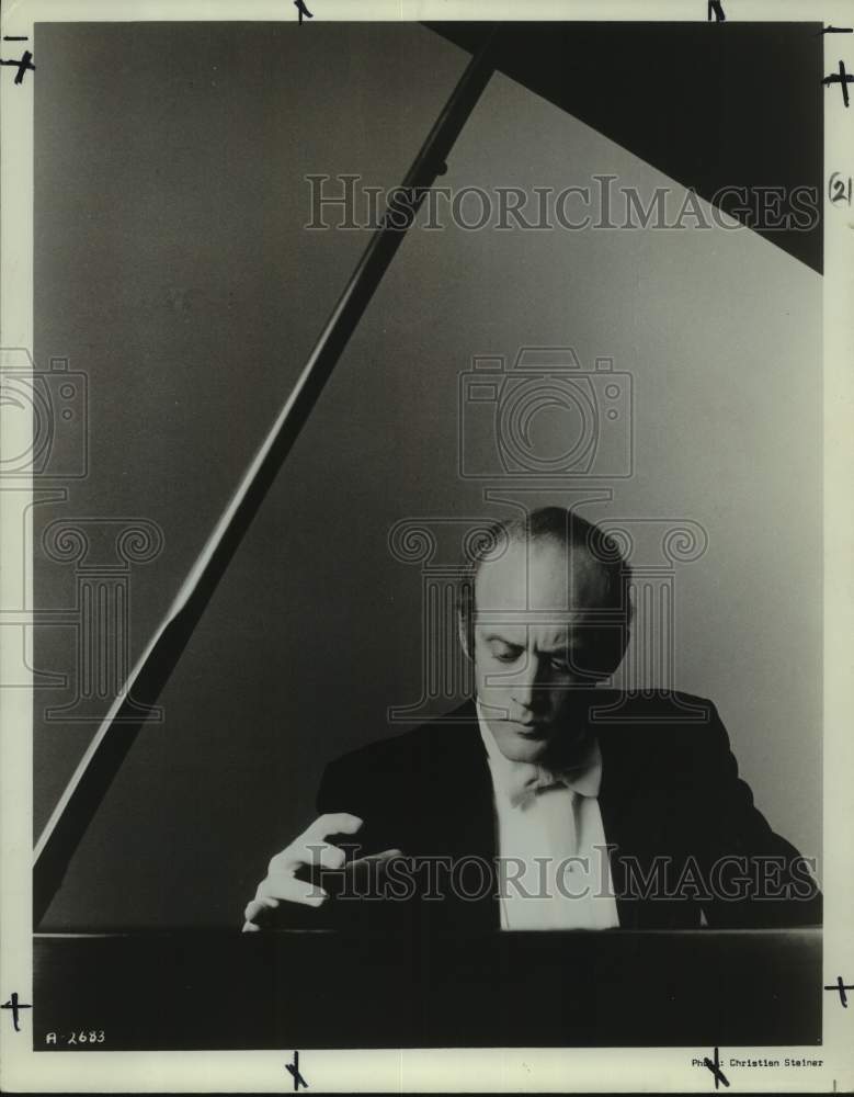 1978 Press Photo Lorin Hollander, Pianist performs on piano in portrait- Historic Images