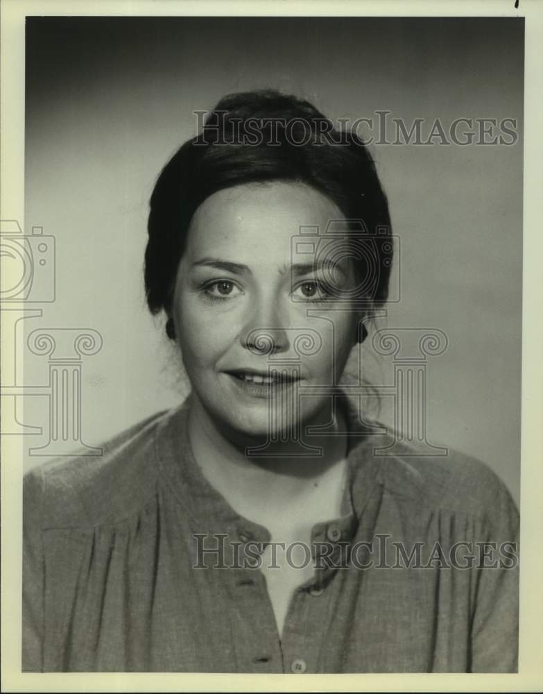 1981 Press Photo Actress Conchata Ferrell in "McClain's Law" portrait for NBC-TV- Historic Images