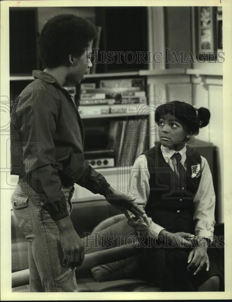 1981 Press Photo Actors Kim Fields, Erik Moses in "The Facts of Life" on NBC-TV- Historic Images