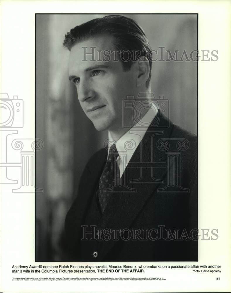 1999 Press Photo Actor Ralph Fiennes as Maurice Bendix in The End of the Affair- Historic Images