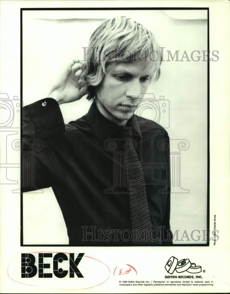 1998 Press Photo Musician Beck in closeup portrait, Entertainer - sap10873- Historic Images