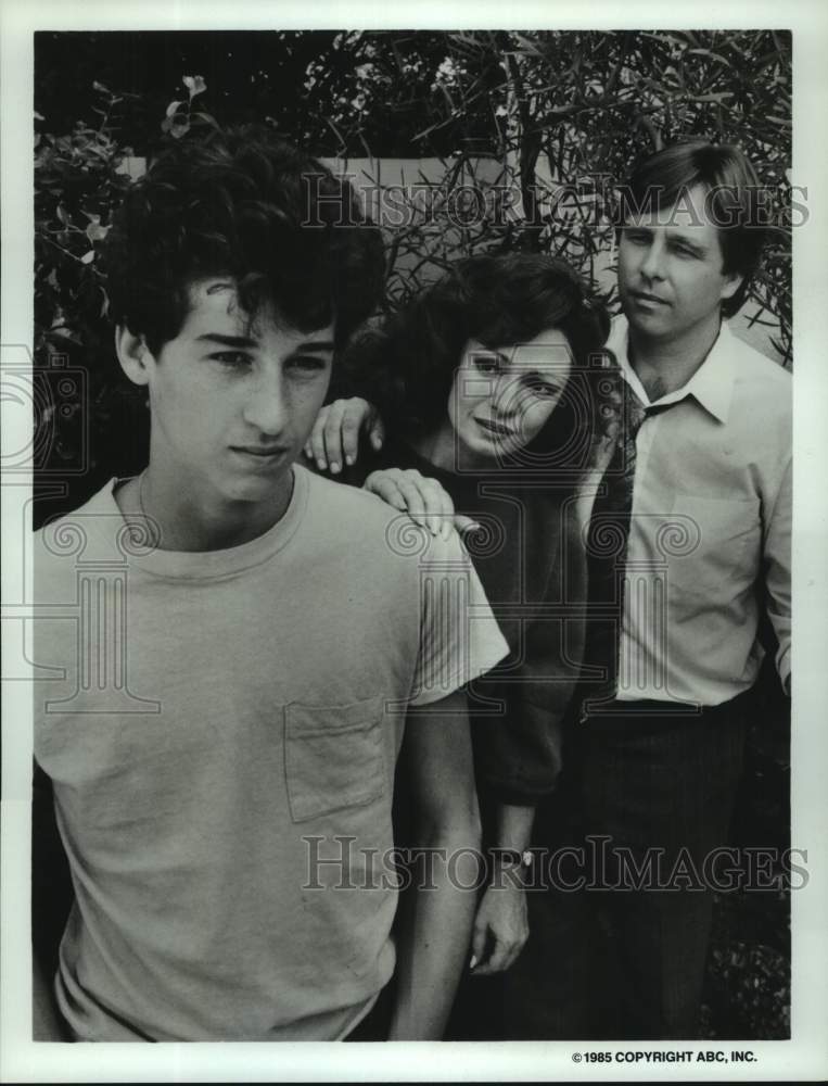 1985 Press Photo Patrick Dempsey and Beau Bridges in A Fighting Choice, on ABC.- Historic Images