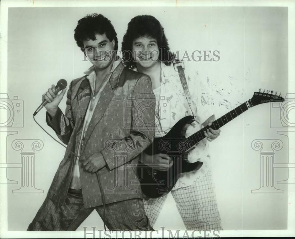 1987 Press Photo Entertainers Oscar Gonzales, Leonard Gonzales, musicians- Historic Images