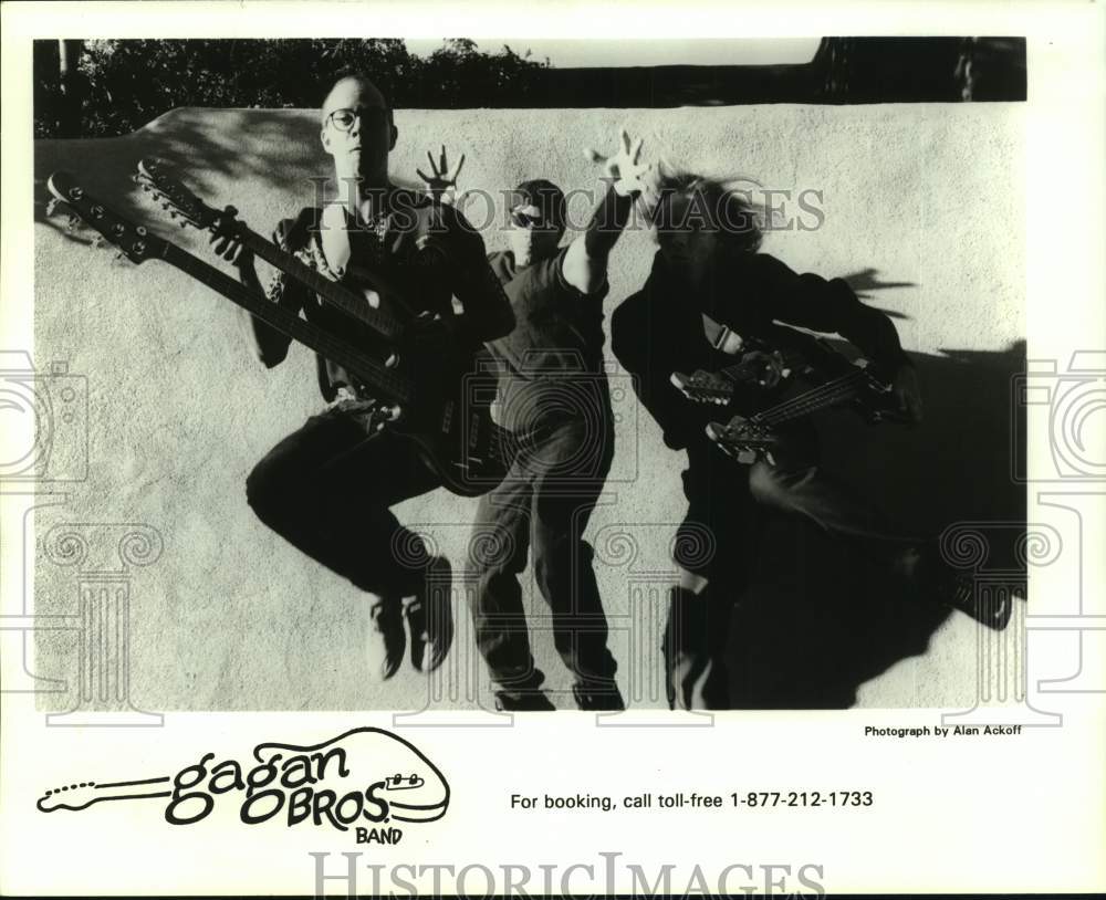2000 Press Photo Three Members of the band Gagan Bros. Band - sap11796- Historic Images