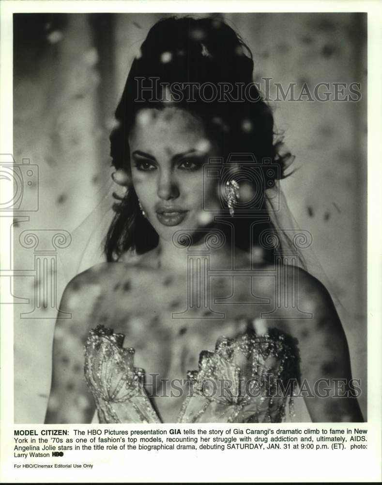 1998 Press Photo Actress Angelina Jolie stars in &quot;Gia&quot; as Gia Carangi, Model- Historic Images