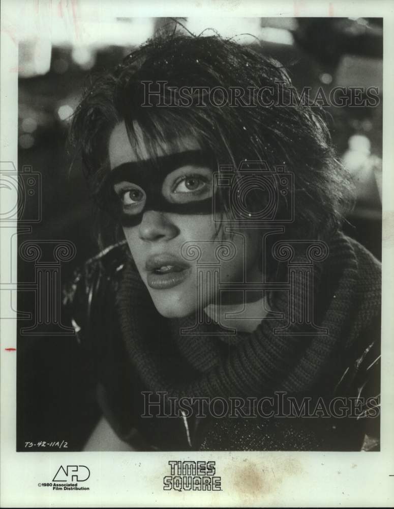 1980 Press Photo Actress wears mask in "Times Square" movie portrait closeup- Historic Images
