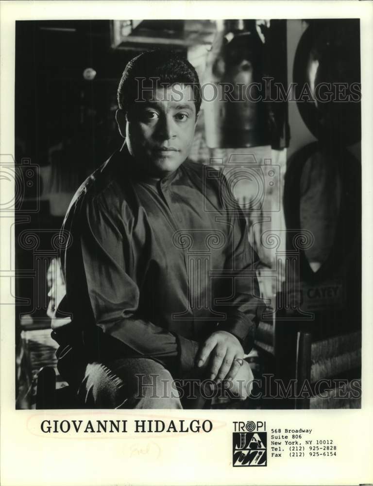 1997 Press Photo Giovanni Hidalgo, Latin jazz percussionist. - sap12946- Historic Images