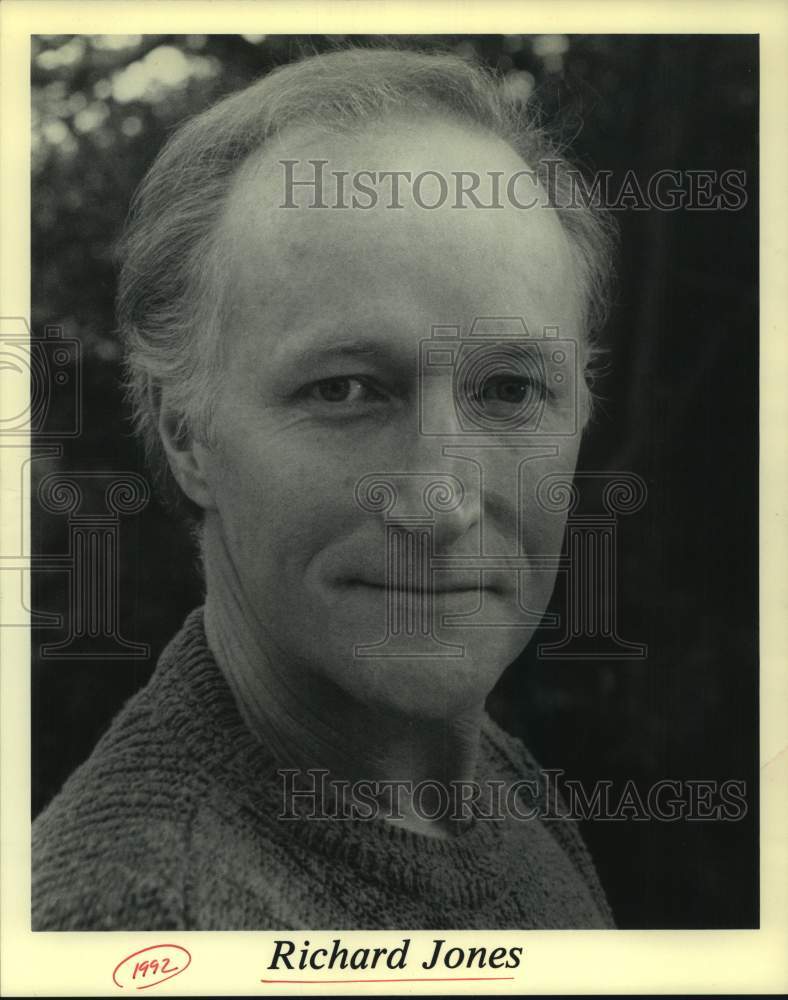 1992 Press Photo Actor Richard Jones from "Under Siege" movie - sap13096- Historic Images