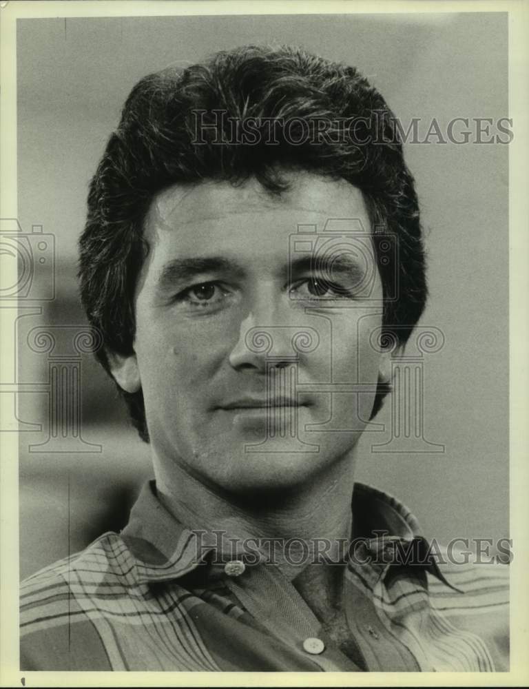 1987 Press Photo Actor Patrick Duffy in "Our House" on NBC Television Network- Historic Images