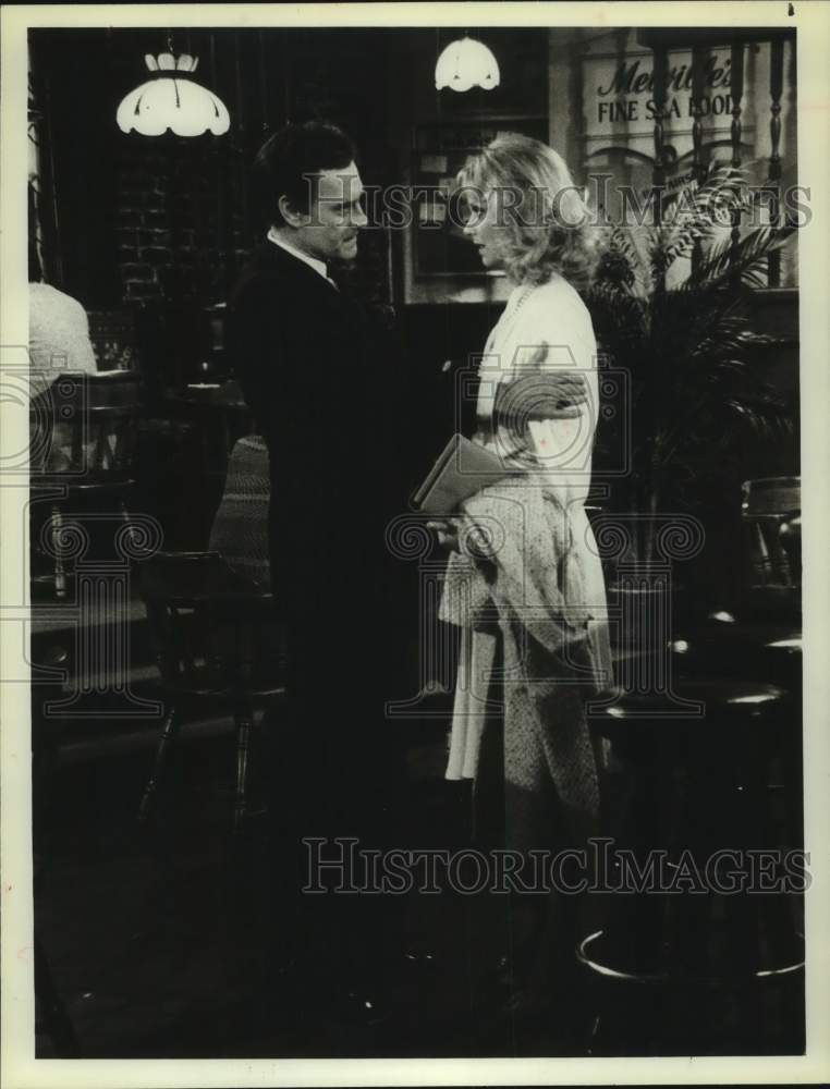 1983 Press Photo Actors Shelley Long, Michael McGuire on "Cheers" on NBC-TV- Historic Images
