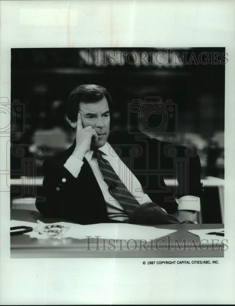 1987 Press Photo Peter Jennings, anchor and Senior Editor, ABC News - sap13735- Historic Images