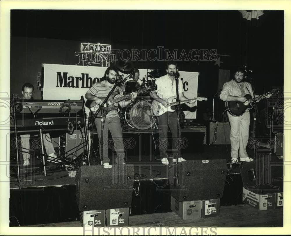 1986 Press Photo Five Members of the Country Band Mesa - sap13939- Historic Images