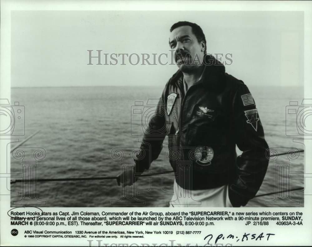 1988 Press Photo Actor Robert Hooks in &quot;Supercarrier&quot; on ABC Television Network- Historic Images