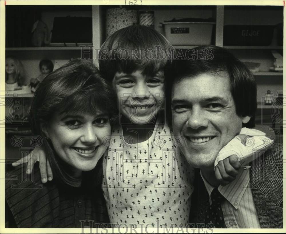 1984 Press Photo George McKenzie co-hosts Children's Miracle Network Telethon.- Historic Images