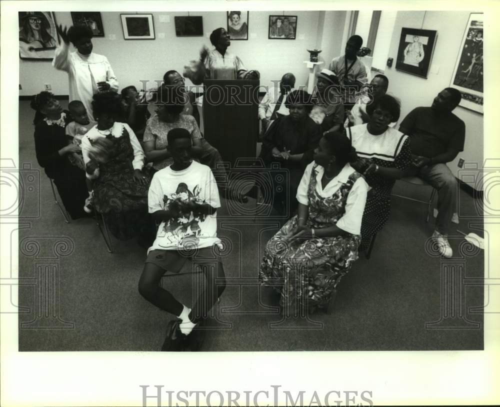 1993 Press Photo Actors in rehearsal for The Amen Corner&quot;, St. Philip&#39;s College- Historic Images