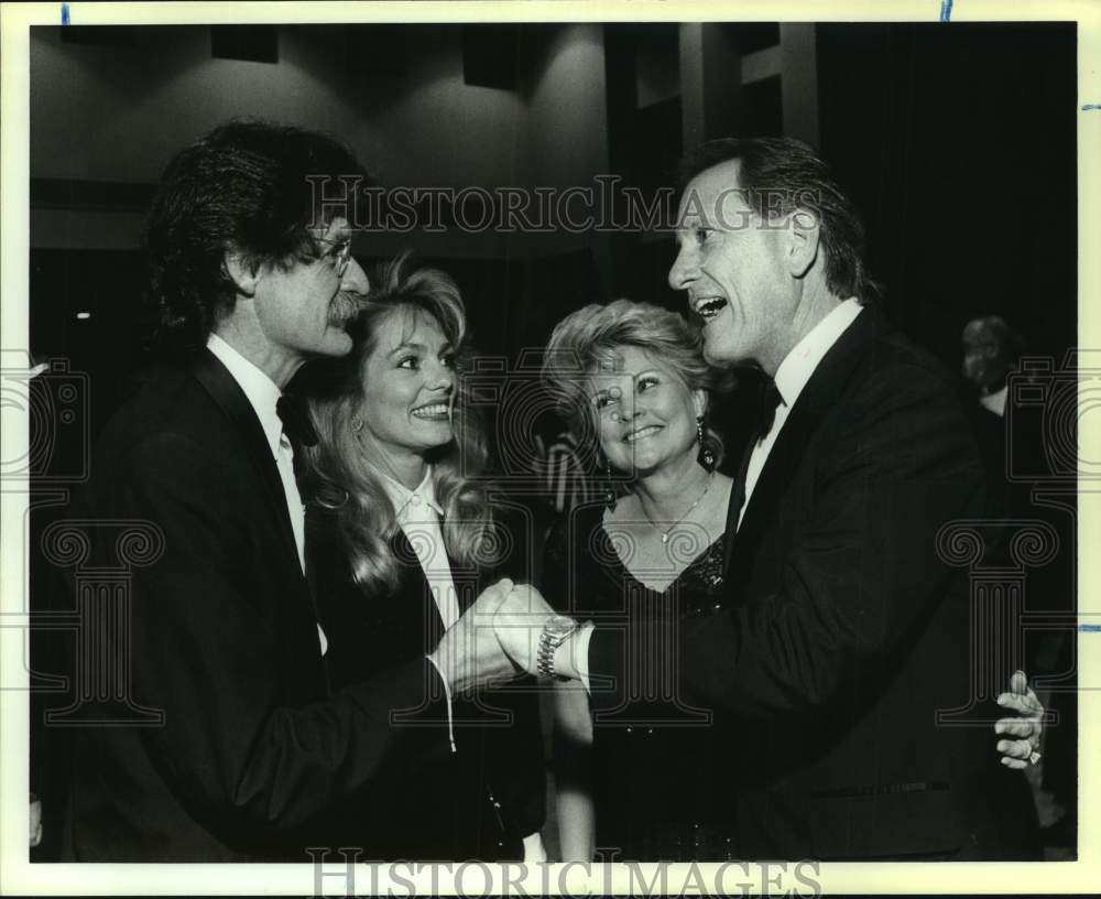 1990 Press Photo Annual Heart of Gold Gala to Benefit American Heart Association- Historic Images