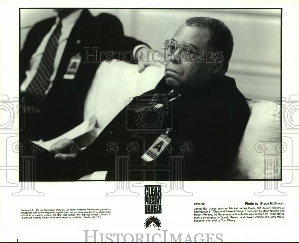 1994 Press Photo Actor James Earl Jones in &quot;Clear and Present Danger&quot; movie- Historic Images