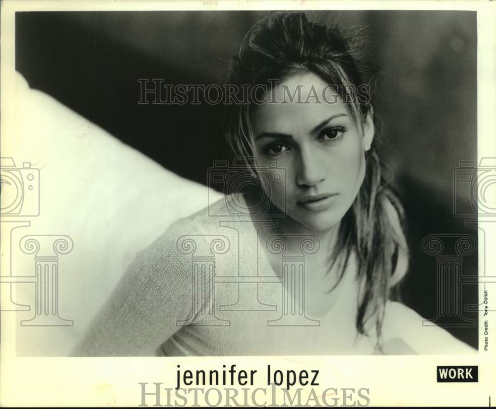 1999 Press Photo Singer Jennifer Lopez - sap14506- Historic Images