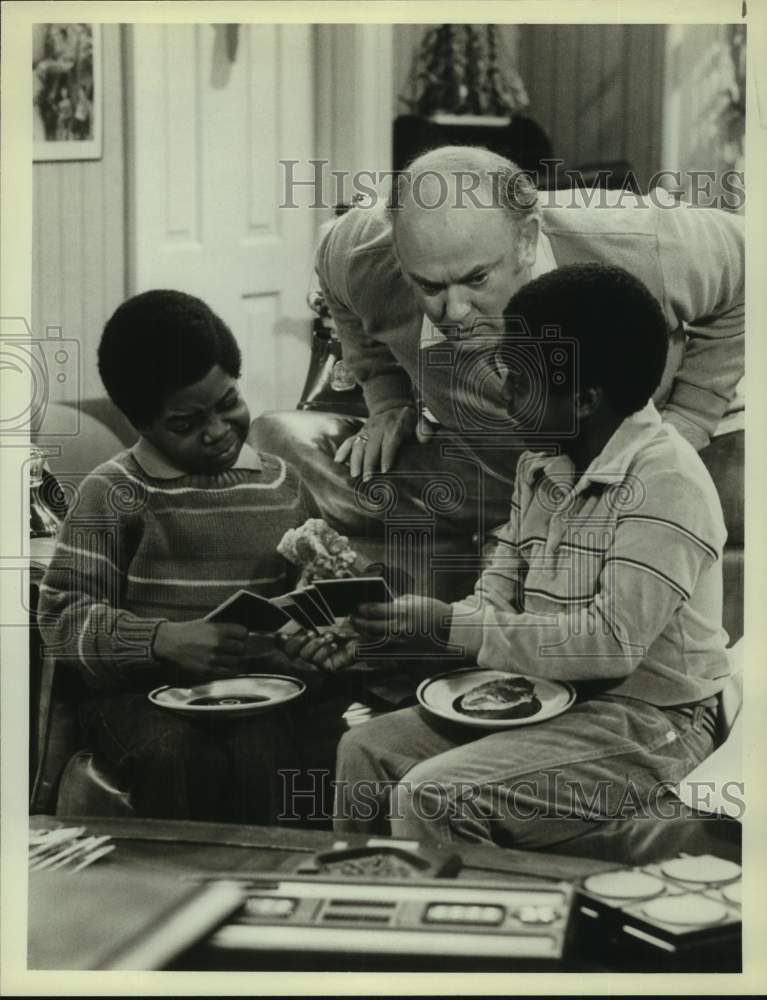 1983 Press Photo Actors Gary Coleman, Shavar Ross, Gordon Jump on NBC Television- Historic Images