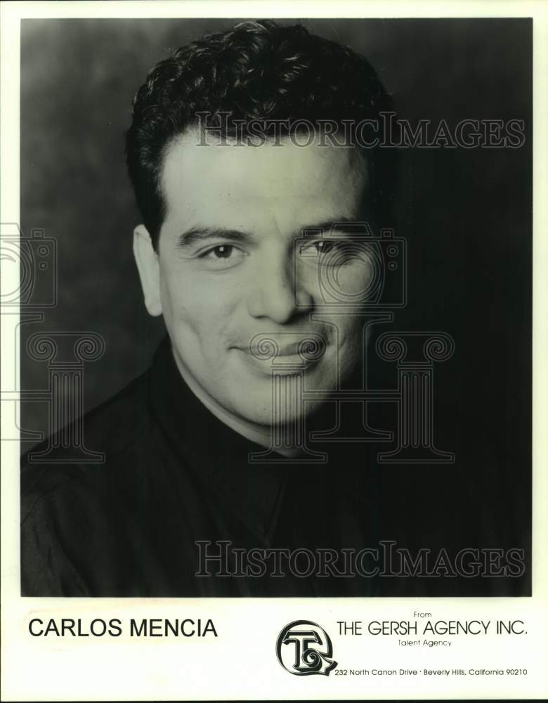 2000 Press Photo Carlos Mencia, Comedian - sap14808- Historic Images