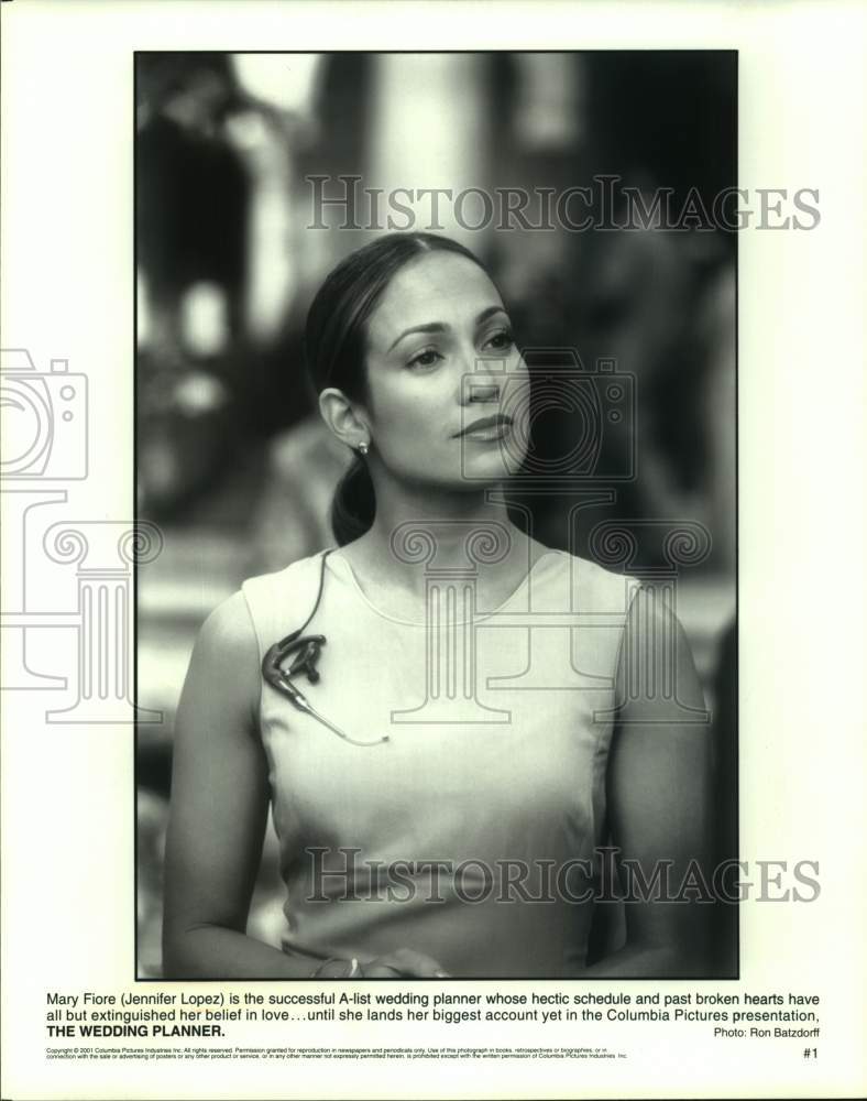 2001 Press Photo Actress Jennifer Lopez in &quot;The Wedding Planner&quot; movie- Historic Images