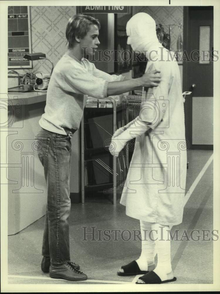 1984 Press Photo Actor Chad Lowe with co-star in &quot;Spencer&quot; on NBC Television- Historic Images