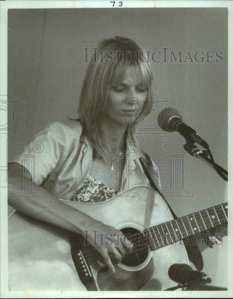 1988 Press Photo Linda Lowe, Musician - sap15065- Historic Images