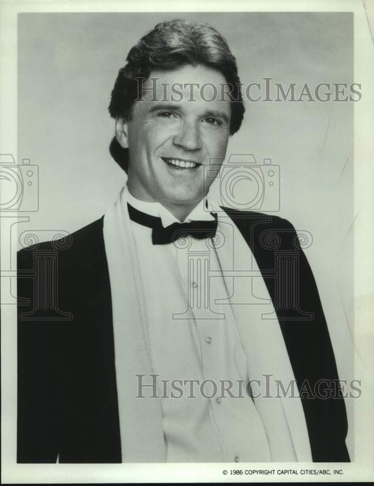1986 Press Photo Tom Mason stars on Jack and Mike, on ABC Television.- Historic Images