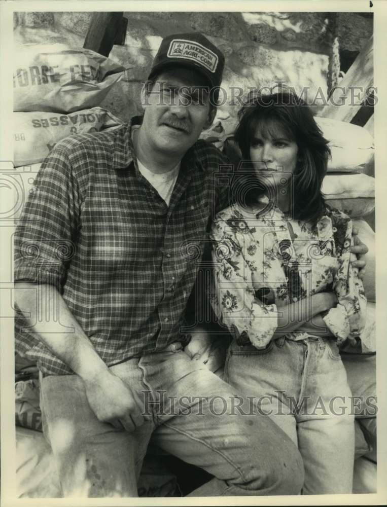 1989 Press Photo Actors Jaclyn Smith, Richard Masur in &quot;Settle the Score&quot; on NBC- Historic Images