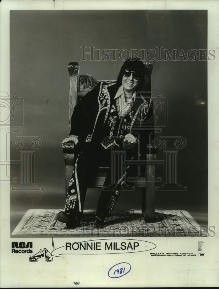 1979 Press Photo Ronnie Milsap, country singer and pianist. - sap15441- Historic Images