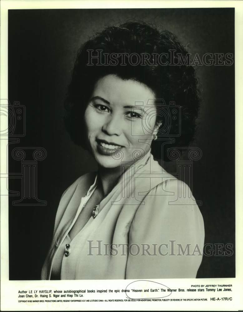 1992 Press Photo Author Le Ly Hayslip of &quot;Heaven and Earth&quot; - sap15479- Historic Images