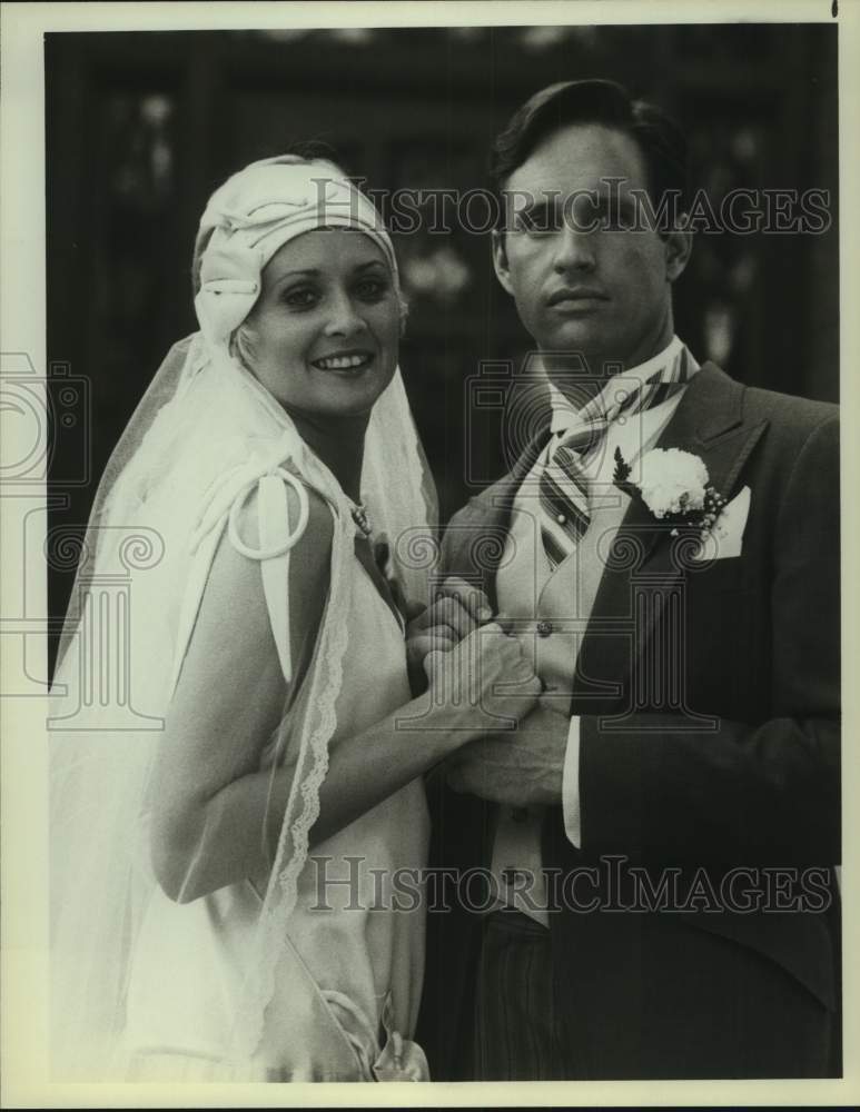 1982 Press Photo Actors Laurette Spang, Robert Hays in The Day the Bubble Burst- Historic Images