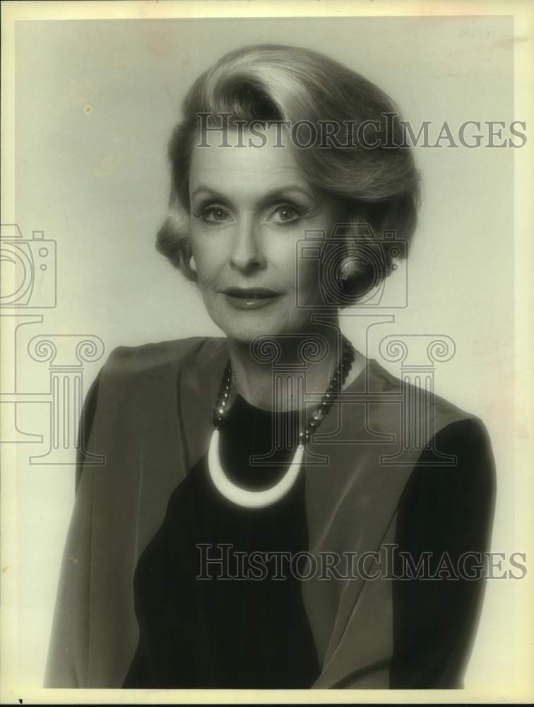 1984 Press Photo Actress Dina Merrill in &quot;Hot Pursuit&quot; on NBC Television- Historic Images