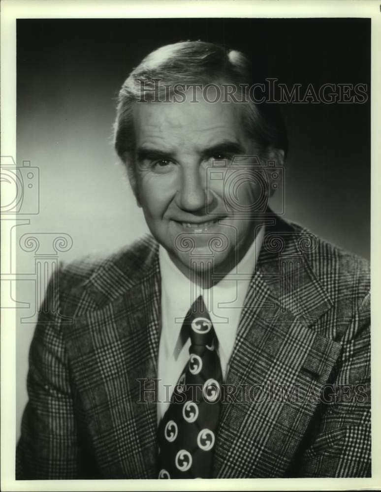 1983 Press Photo Ed McMahon, Television Host smiles in portrait - sap15616- Historic Images