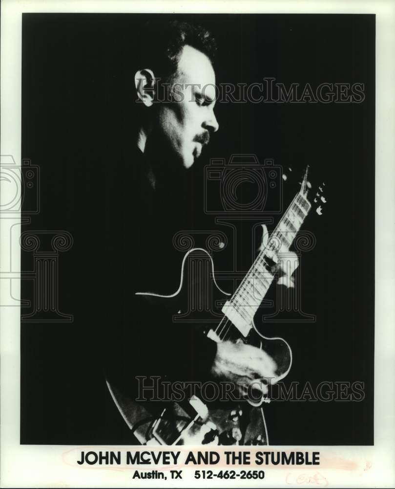 1997 Press Photo John McVey, Guitar Player in concert, Entertainer - sap15727- Historic Images