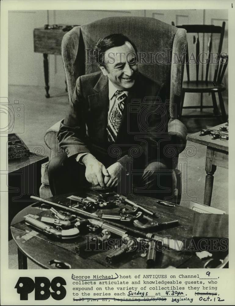 1975 Press Photo George Michael, Host of &quot;Antiques&quot; on PBS Television- Historic Images