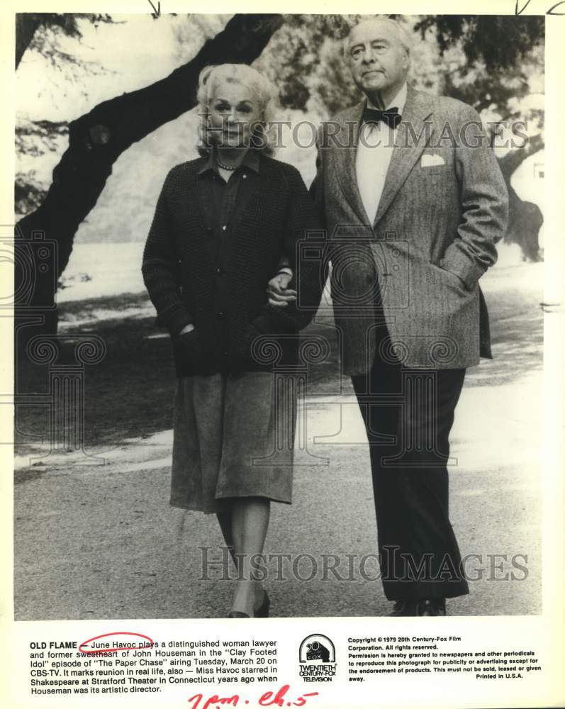 1979 Press Photo Actress June Havoc and Actor John Houseman in &quot;The Paper Chase&quot;- Historic Images