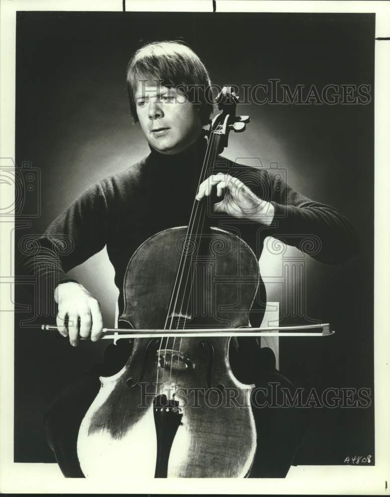 1982 Press Photo Cellist Lynn Harrell, Musician performs in portrait - sap16403- Historic Images